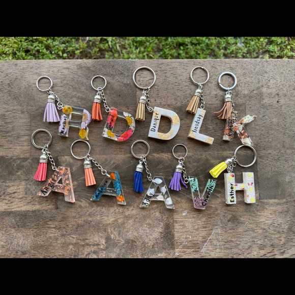 Resin keychains - Picture 13 of 13